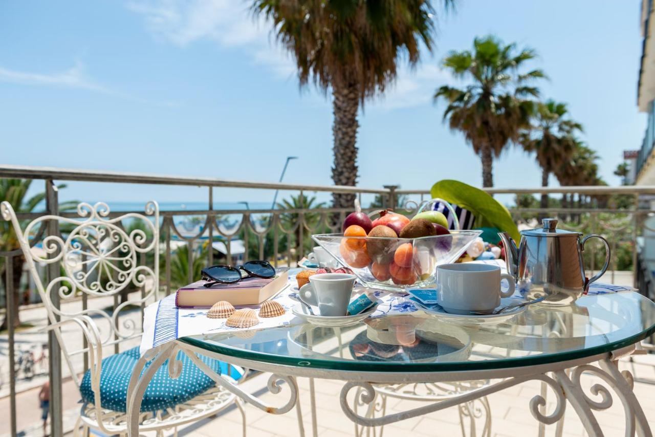 Hotel Dino Сан-Бенедетто-дель-Тронто Екстер'єр фото